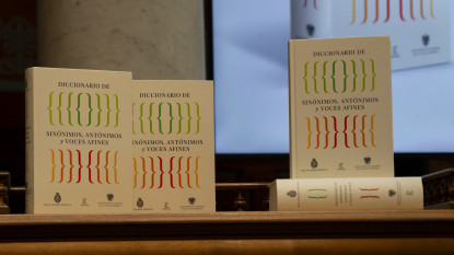 Diccionario de sinónimos, antónimos y voces afines