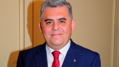 Abelardo San Martín, miembro de número de la Academia Chilena de la Lengua.