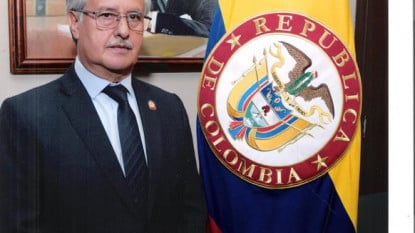 César Navarrete, miembro de número de la Academia Colombiana de la Lengua.