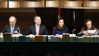 Los reyes han recibido información sobre los nuevos proyectos digitales de la institución. © Casa de S. M. el Rey