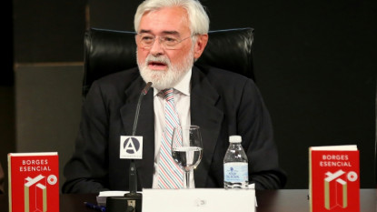 Darío Villanueva presenta la novena obra de las Ediciones Conmemorativas.