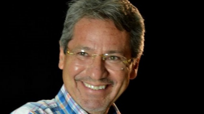 Raúl Vallejo Corral, nuevo miembro de la Academia Ecuatoriana de la Lengua 