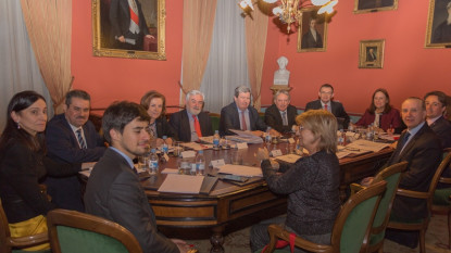 La Comisión Organizadora del VIII CILE se reúne en la RAE.