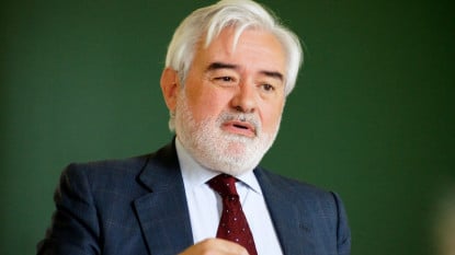 Darío Villanueva, director de la RAE.