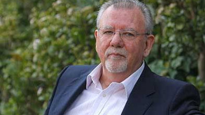 El académico chileno Óscar Hahn, distinguido con el XXVII Premio Internacional de Poesía Fundación Loewe. Foto: El Mercurio.