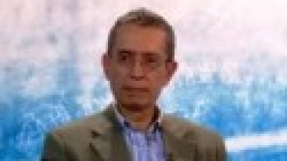 El profesor Oswaldo Holguín ingresa en la Academia Peruana de la Lengua. Foto: PUCP.