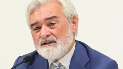 Darío Villanueva durante el acto de presentación del VIII CILE en LIBER 2017.