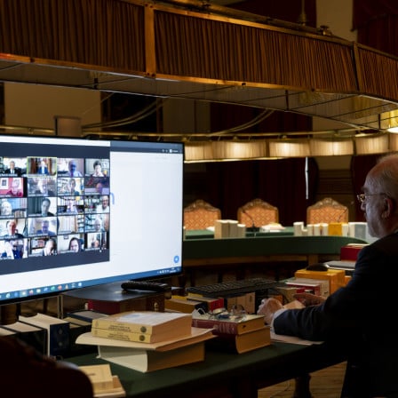 El director de la RAE, Santiago Muñoz Machado, preside el primer pleno virtual de la ASALE