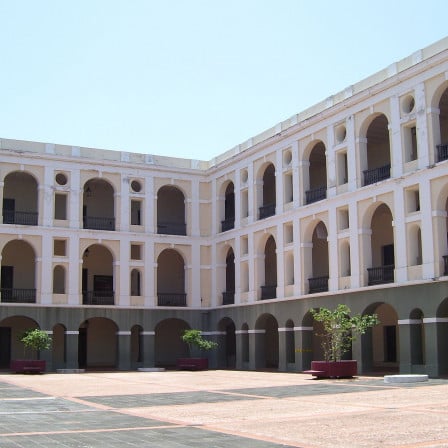 Academia Puertorriqueña de la Lengua (foto: Wikimedia Commons)